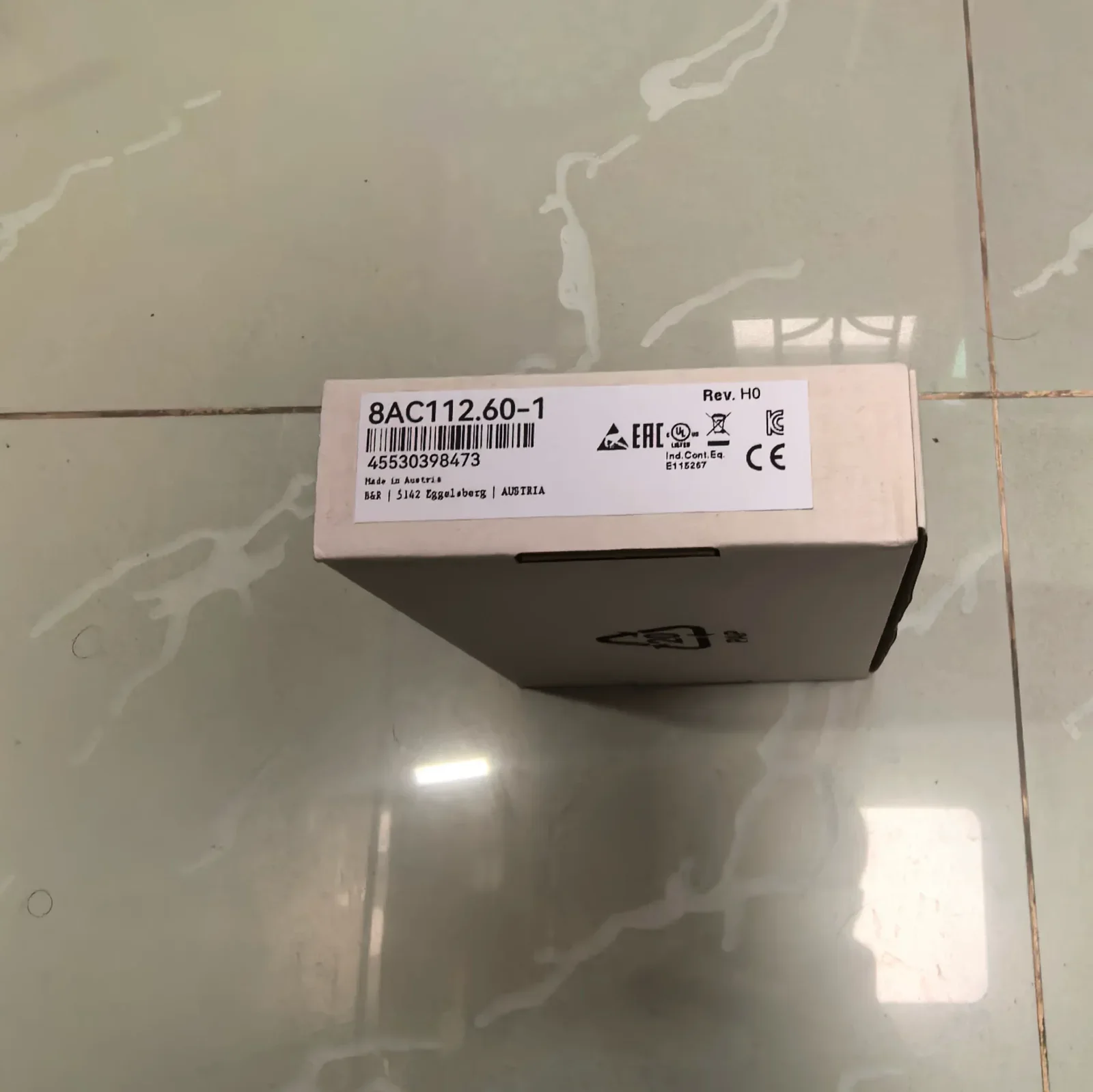 B&R 8AC112.60-1 / 8AC122.60-2 / 8AC123.60-1 / 8AC130.60-6 / 8AC120.60-1 / 8AC121.60-1 Industrial Automation Component product photo 1