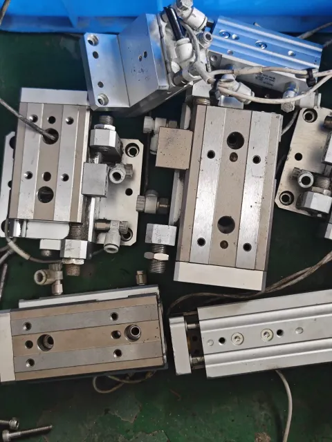 SMC MXQ20-30 / MXQ12-30 Industrial Automation Component product photo 2