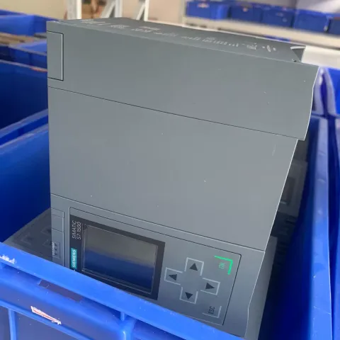 Siemens 6ES7517-3AP00-0AB0 PLC Module — product photo 2 of 14