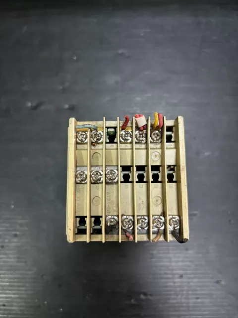 White Label SR92-8P-N-90-1000 Industrial Automation Component product photo 6