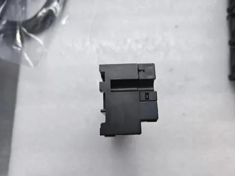 Mitsubishi Electric AJ65SBTB2N-16R I/O Module — product photo 15 of 15