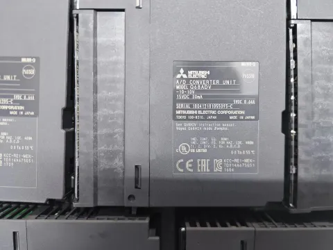 Mitsubishi Electric Q68ADV Industrial Automation Component — product photo 15 of 40