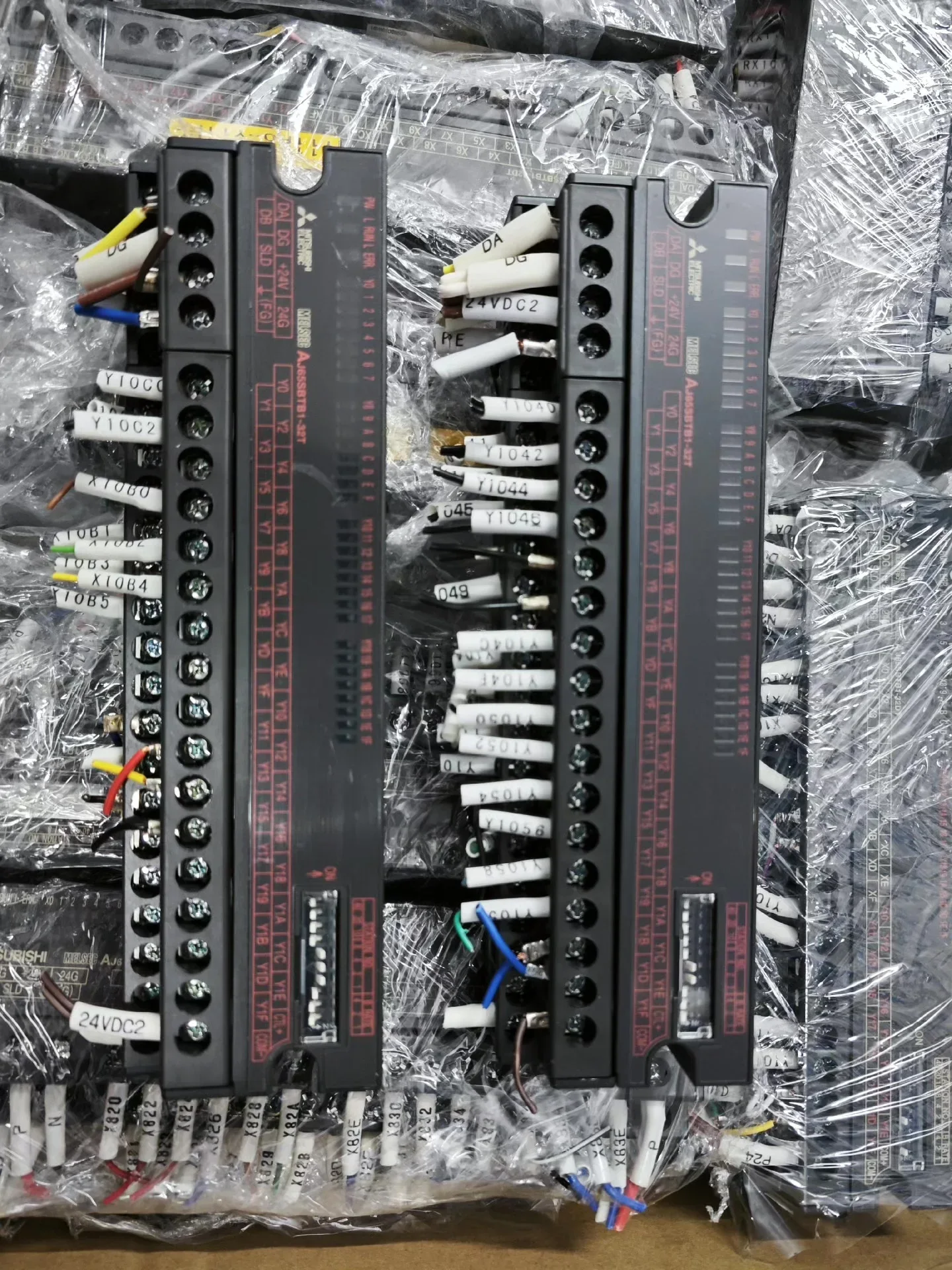 White Label AJ65SBTB1-32T Industrial Automation Component product photo 1