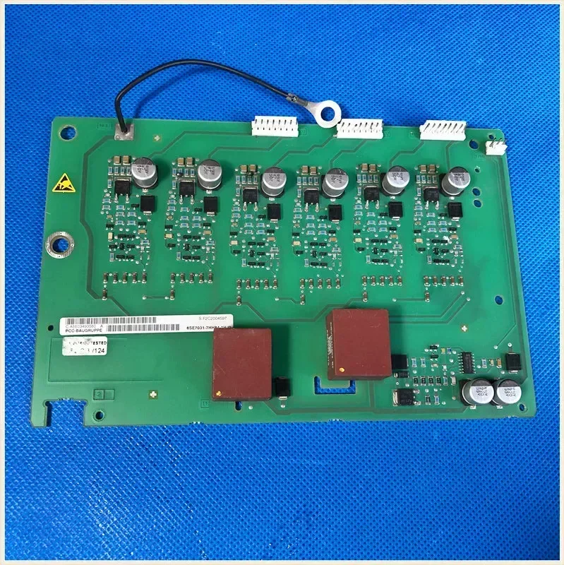 Siemens 6SE7031-7HH84-1HJ0 Motor & Drive Component product photo 1