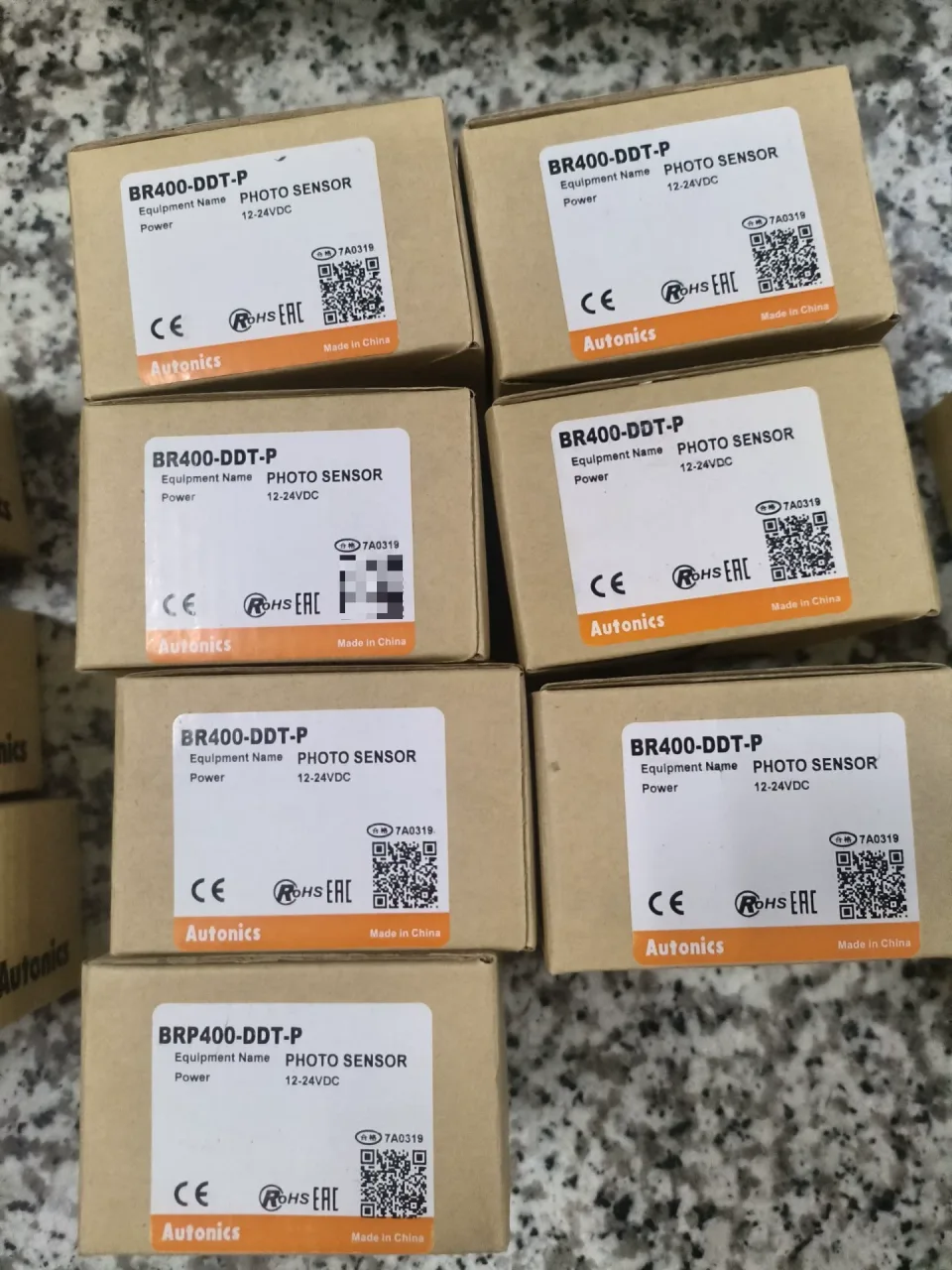 Autonics BR400-DDT-P Industrial Sensor product photo 1