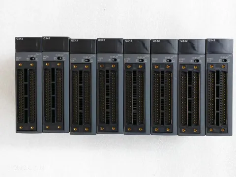 Mitsubishi Electric QX42 Industrial Automation Component — product photo 15 of 44