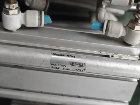 SMC MGPM32-75Z / MGPM50-50AZ / CDQ2A40-75DMZ Industrial Automation Component product photo 4