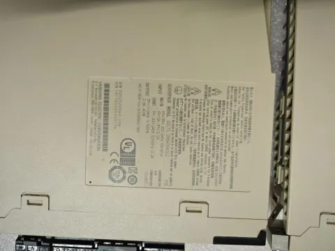 Yaskawa SGD7S-2R8A00A002 Motor & Drive Component — product photo 13 of 18