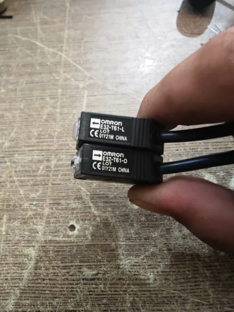 Omron E3Z-T61-D + E3Z-T61-L Industrial Sensor product photo 1