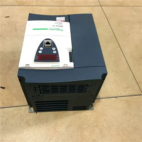 Schneider Electric ATV71HD11N4Z Motor & Drive Component product photo 4