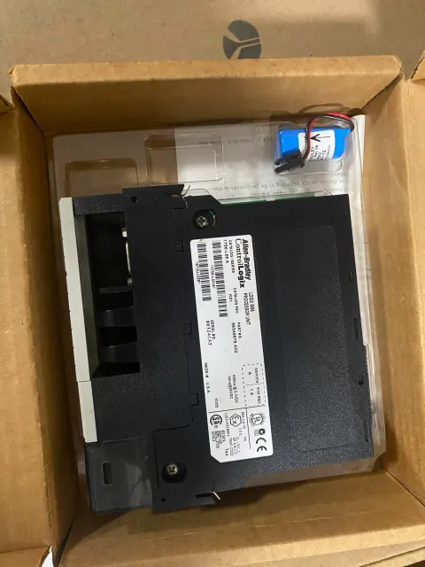 Allen-Bradley 1756-L1M1 / 1756-L55 / 1756-L55M16 / 1756-L55M22 / 1756-L55M12 PLC Module product photo 4