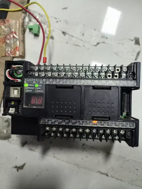 Omron CP1H-Y20DT-D PLC Module product photo 2