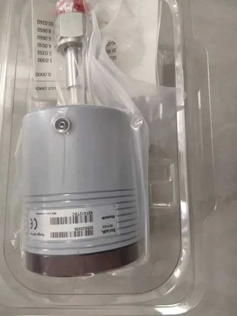 MKS / Applied Materials DA01A13TCDV20A00 Industrial Sensor product photo 5