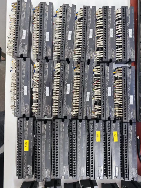 Mitsubishi Electric AJ65SBTB1-32D1 Industrial Automation Component — product photo 1 of 13