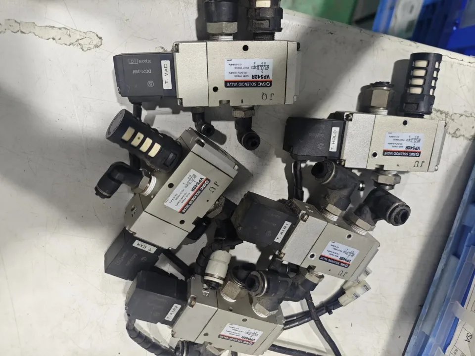 SMC VP542R Industrial Automation Component product photo 1