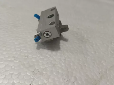 SMC CRJU05-90 Industrial Automation Component product photo 4