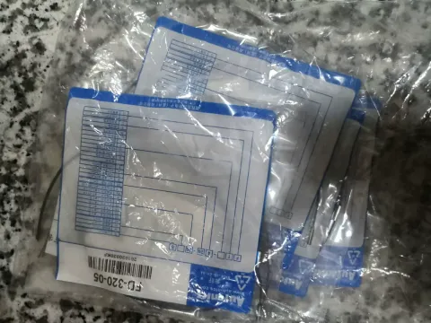 Autonics FD-320-05 Industrial Sensor product photo 1