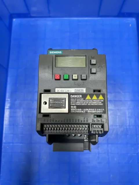 Siemens 6SL3210-5BE22-2UV0 Industrial Automation Component — product photo 11 of 17