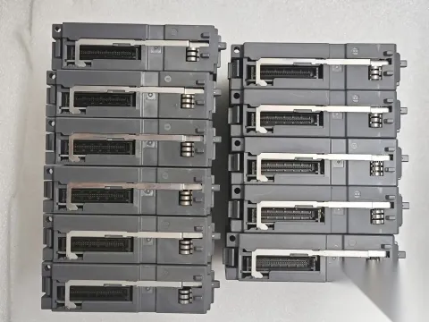 Mitsubishi Electric QX80 Industrial Automation Component — product photo 39 of 42