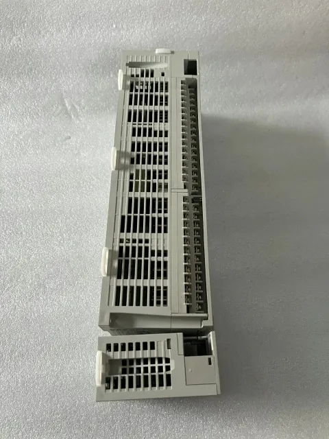 Mitsubishi Electric FX5U-80MT/ES PLC Module — product photo 24 of 25