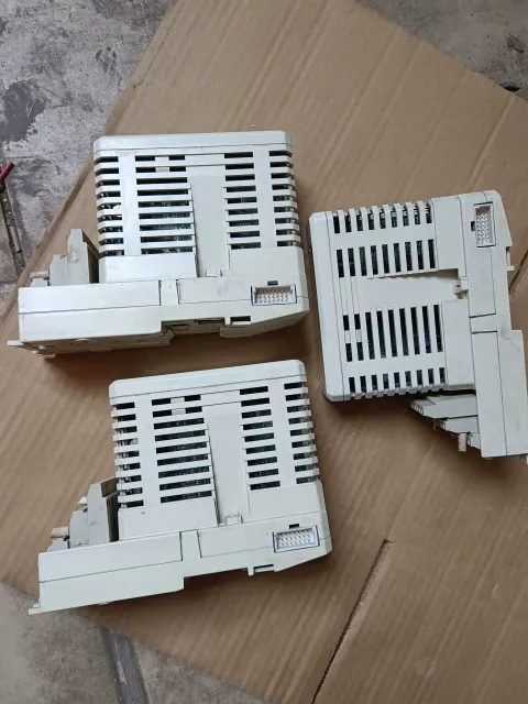 ABB AO810 / 3BSE008522R1 Industrial Automation Component — product photo 14 of 25