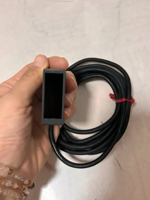KEYENCE LB-01 Industrial Sensor product photo 2