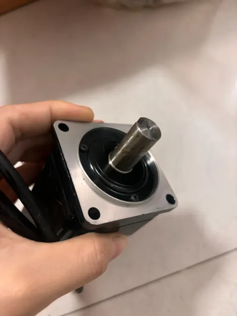 Yaskawa SGME-04AF14 Motor & Drive Component product photo 2