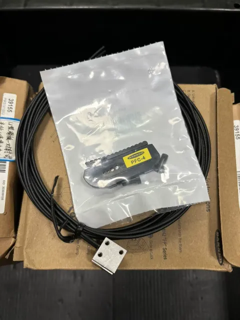 Banner Engineering PIRS1X166U / 39155 Industrial Sensor product photo 2