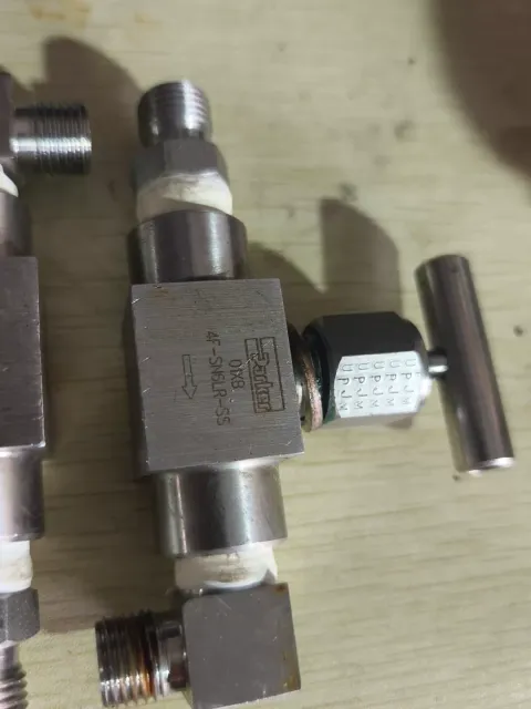 Parker 4F-SM6LP-SS Industrial Automation Component product photo 2