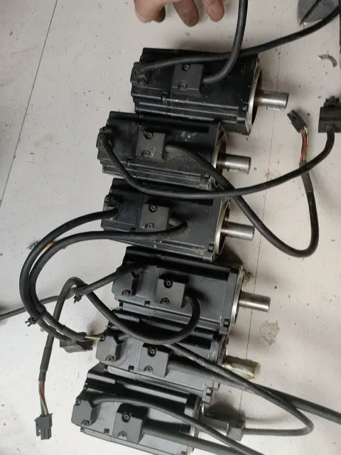 Delta ASD-B2-0221-B; ECMA-C20602ES Motor & Drive Component product photo 6