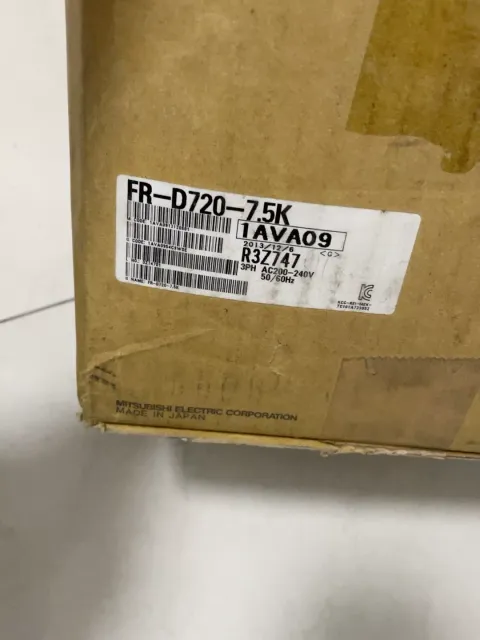 Mitsubishi Electric FR-D720-7.5K Motor & Drive Component product photo 5