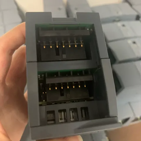 Siemens 6ES7231-4HF32-0XB0 Industrial Automation Component — product photo 10 of 12