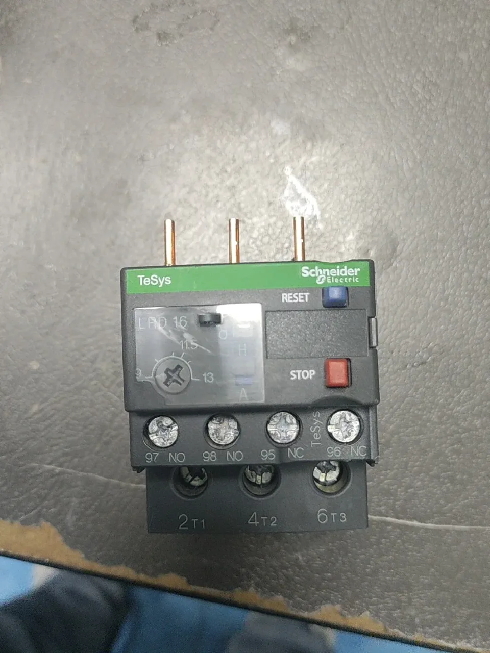 Schneider Electric LRD16C Industrial Relay product photo 1