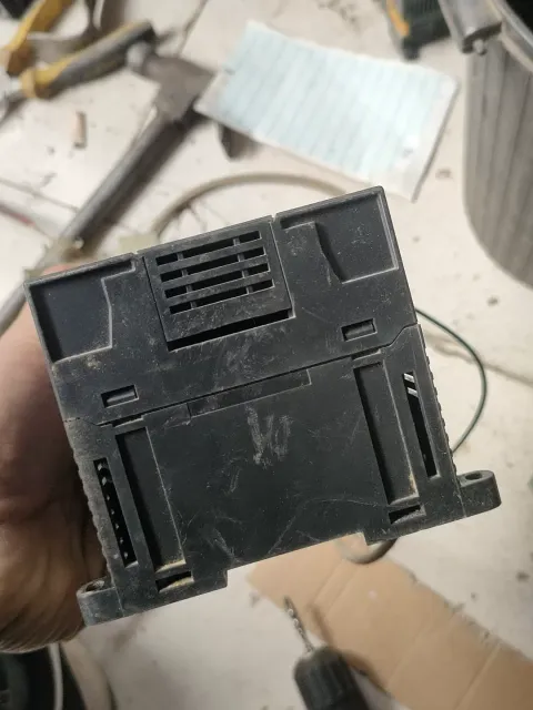 OMRON CP1E-E40DR-A Ver.1.1 PLC Module product photo 4