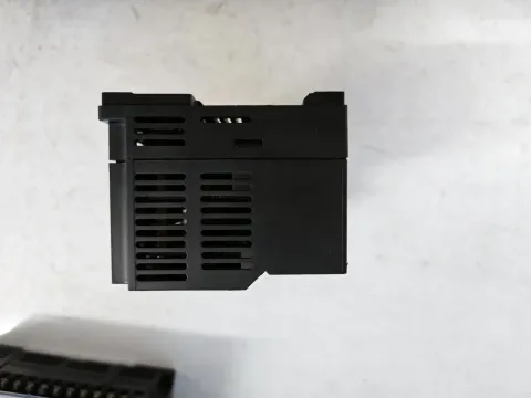 Mitsubishi Electric AJ65BT-R2 Industrial Automation Component — product photo 5 of 12