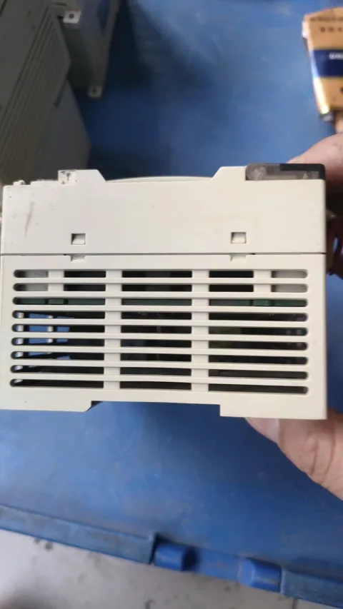 XINJE XC1-32R-E PLC Module — product photo 5 of 16