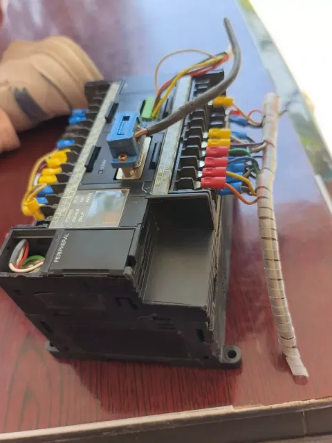 OMRON CP1H-XA40DR-A PLC Module product photo 3