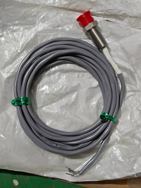 AI-TEK Instruments 70085-1010-131 Industrial Sensor — product photo 4 of 9