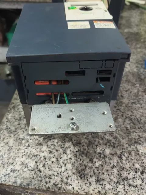 Schneider Electric ATV312HU22N4 Motor & Drive Component product photo 3