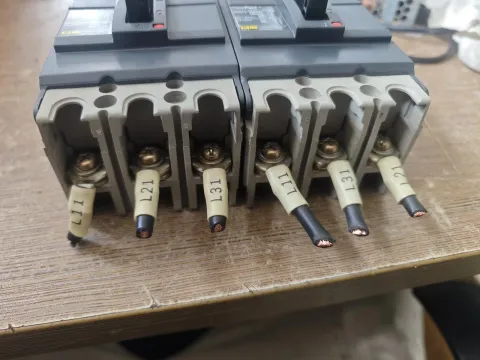Schneider Electric / Merlin Gerin EZC100B Industrial Automation Component product photo 2