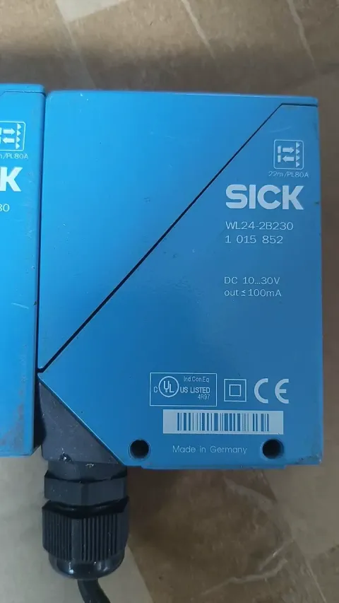 SICK WL24-2B230 / 1015852 Industrial Sensor product photo 1