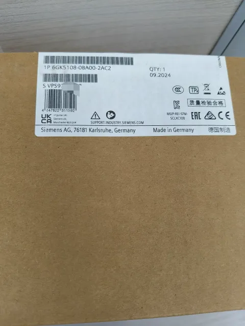 Siemens 6GK5 108-0BA00-2AC2 Industrial Sensor — product photo 2 of 8