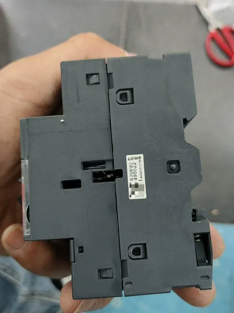 Schneider Electric GV2ME08C Industrial Automation Component product photo 1