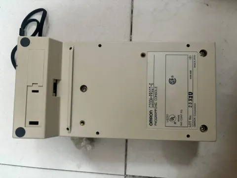 OMRON C200H-PRO27-E PLC Module — product photo 10 of 10