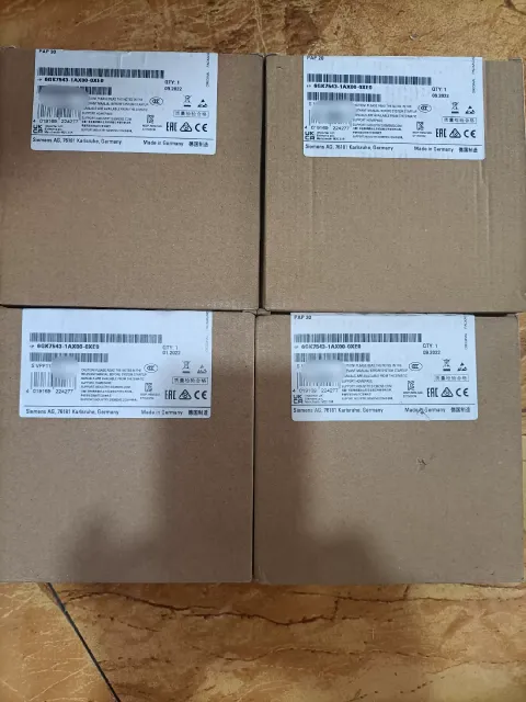 Siemens 6GK7543-1AX00-0XE0 Industrial Automation Component product photo 1