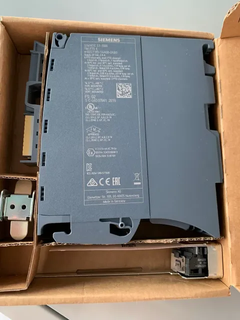 Siemens 6ES7553-1AA00-0AB0 Industrial Automation Component product photo 1