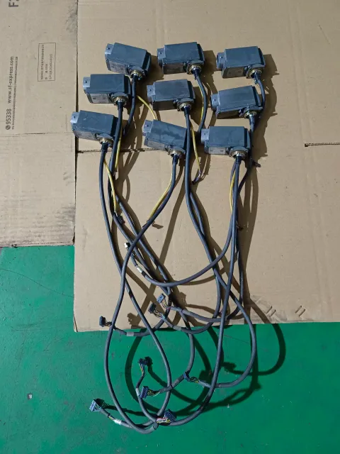 Siemens 519 30040 21 / A5E33412837 Industrial Sensor — product photo 17 of 26