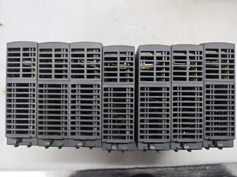 Mitsubishi Electric QY42P PLC Module — product photo 58 of 62
