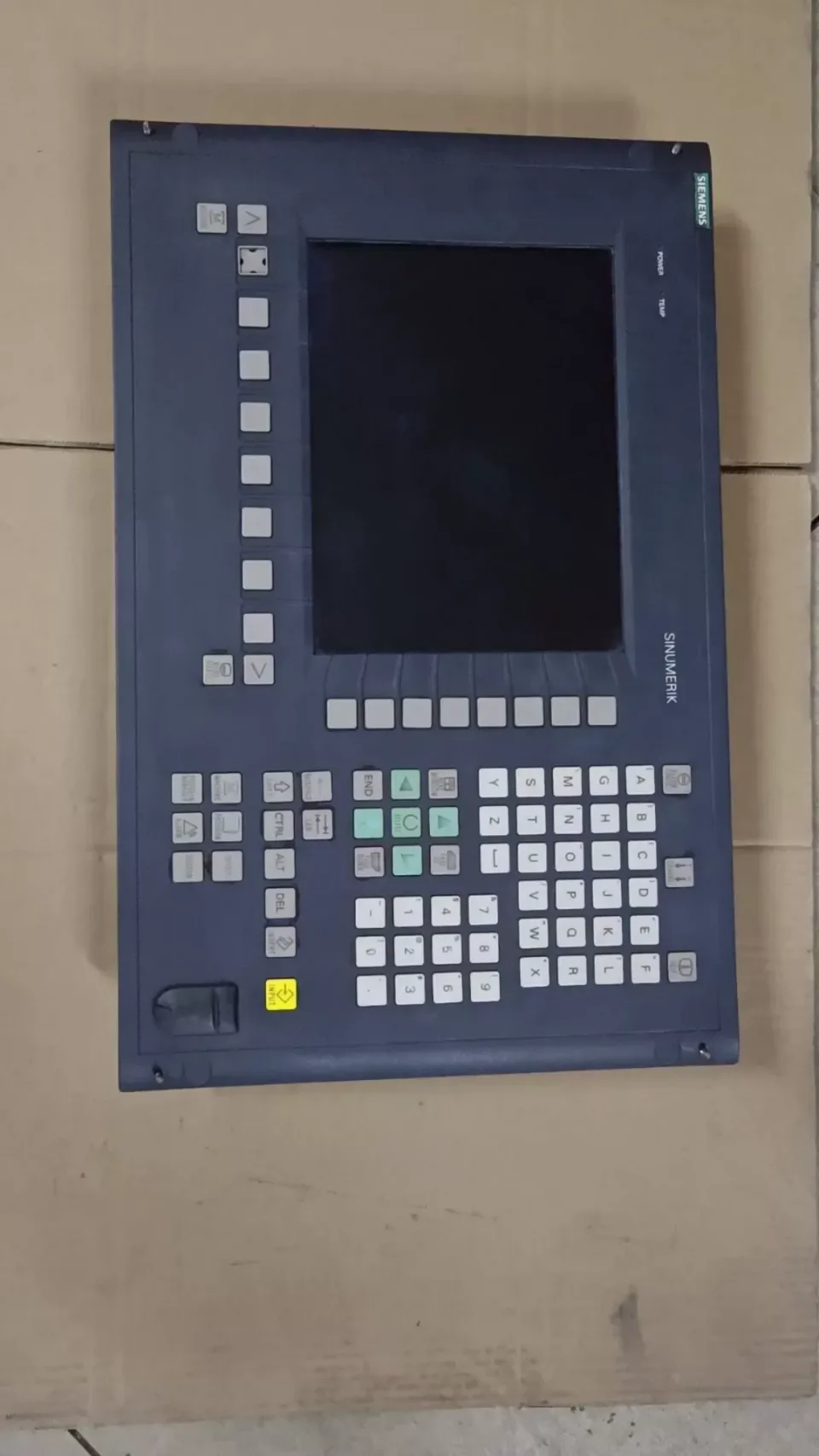 Siemens 6FC5210-0DF00-0AA1 Industrial Control Board product photo 1