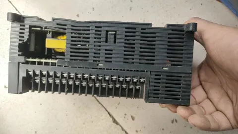 OMRON CP1E-N60DR-A PLC Module — product photo 14 of 18